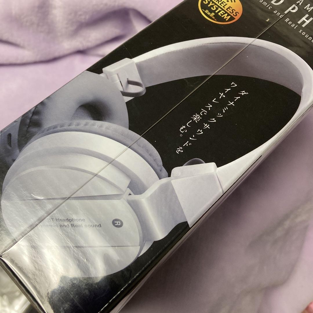 dynamic headphones white