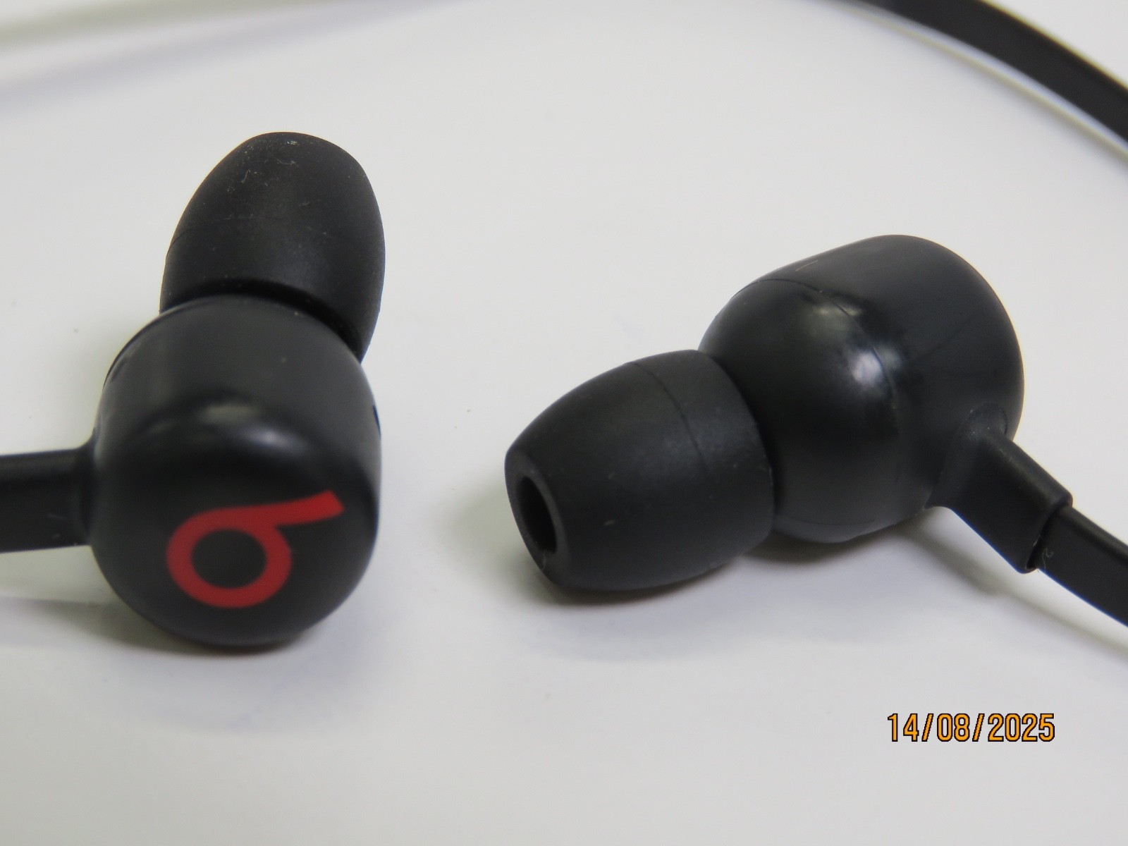 Beats by Dr. Dre Flex Wireless In-Ear Headphones – Black [DX52]