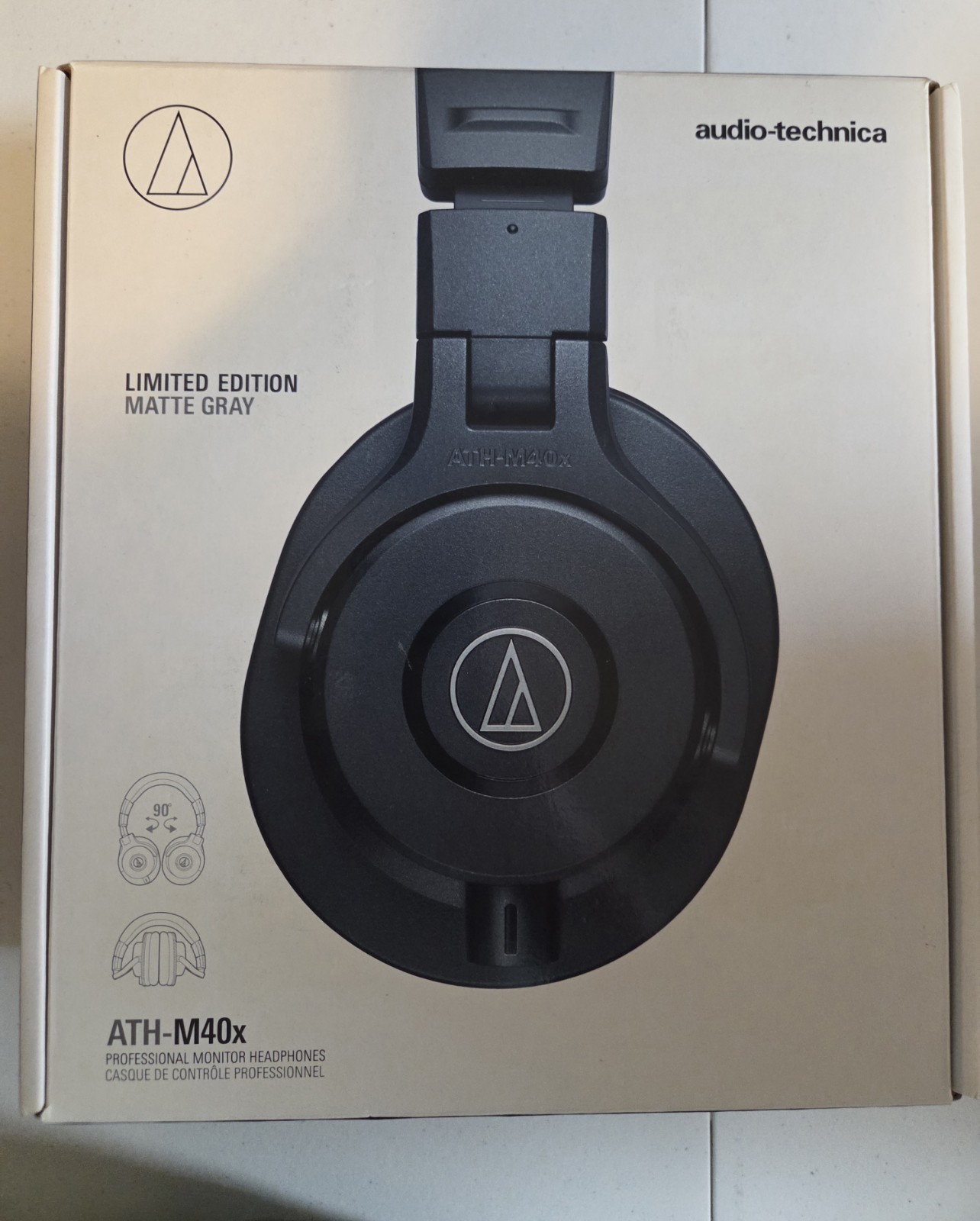Audio-Technica Professional Monitor Headphones ATH-M40x Studio Gaming New!