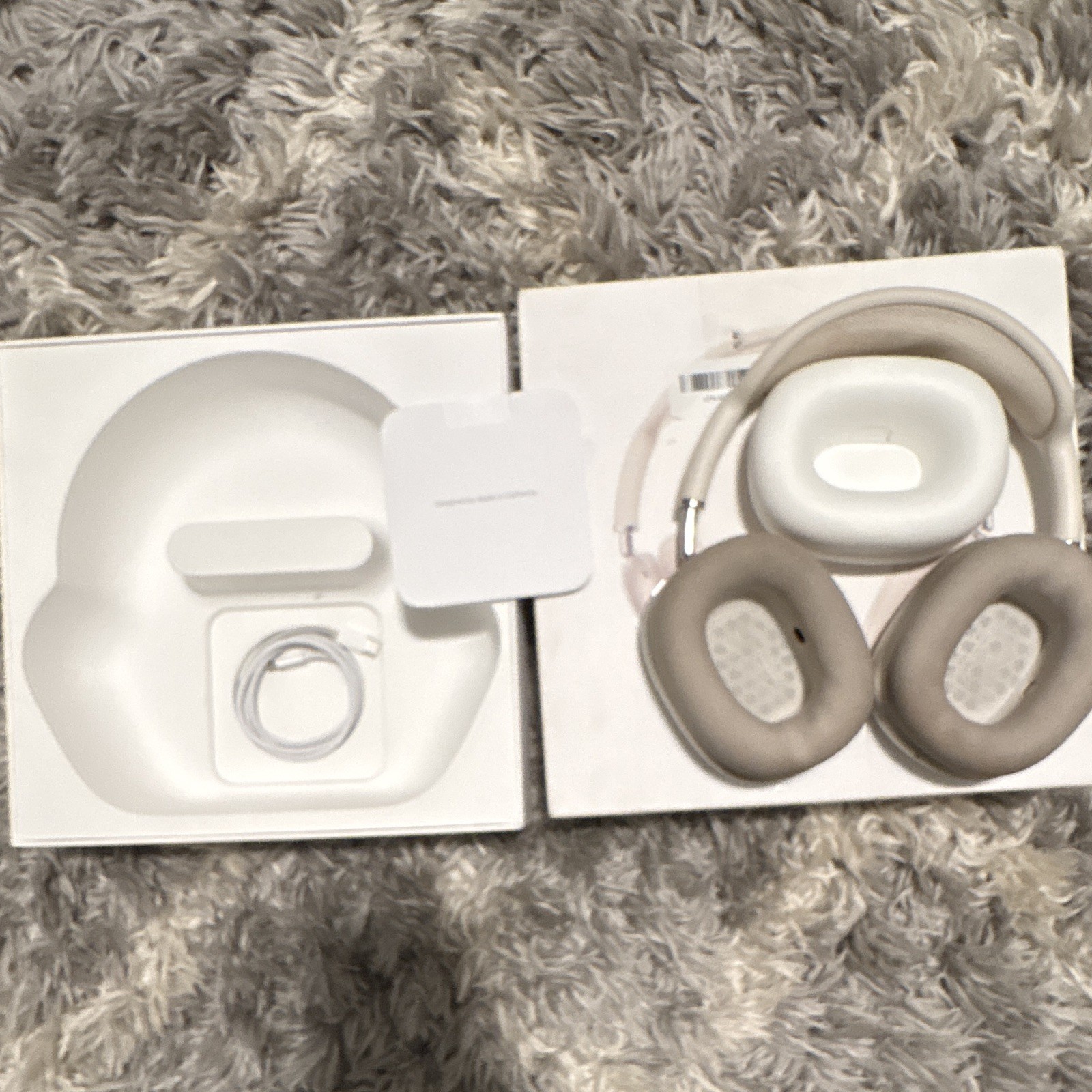 Apple AirPods Max Silver/White Wireless Bluetooth Over-Ear ANC Headphones