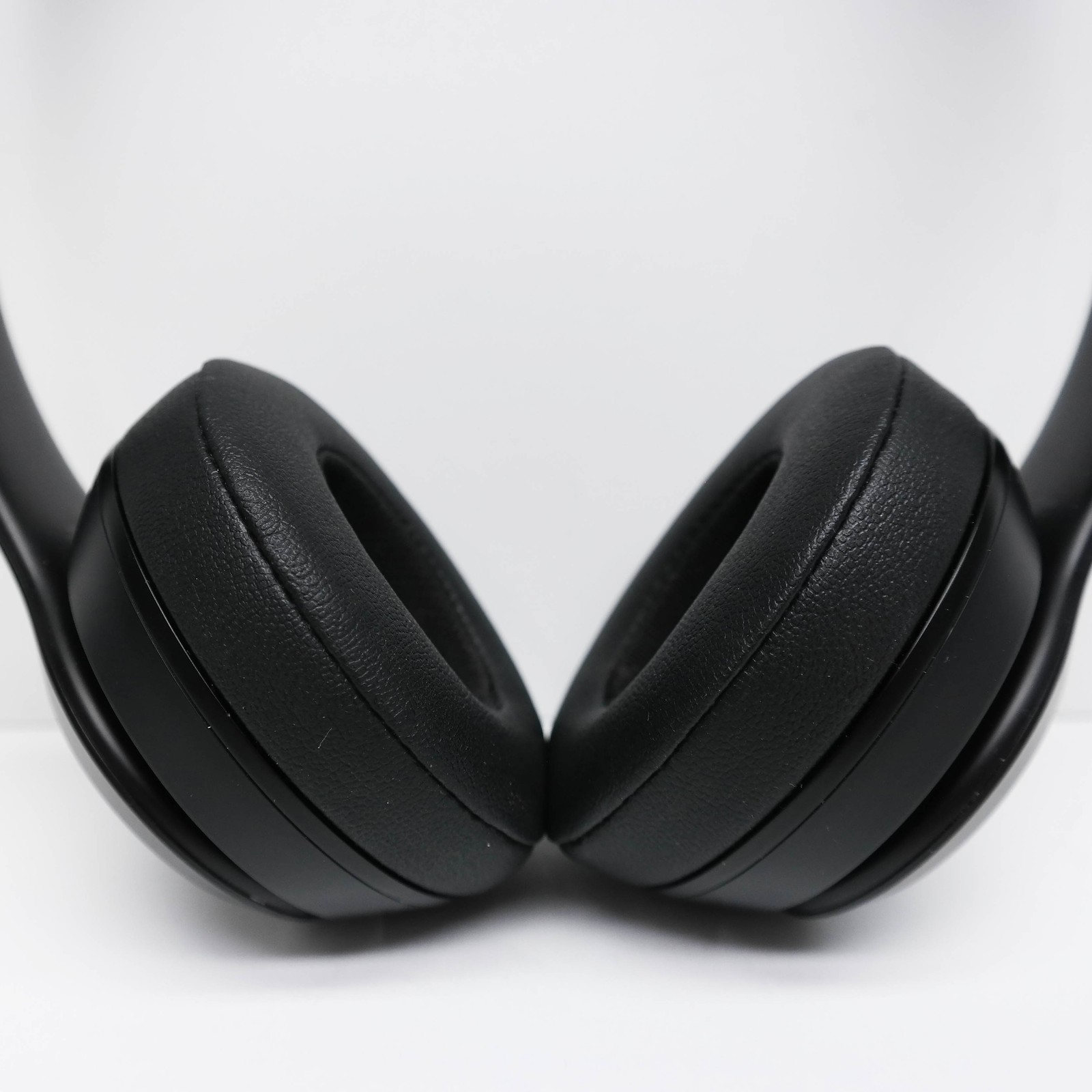 Beats by Dr. Dre Solo 3 Wireless On Ear Headphones Matte – Black MX432LL/A