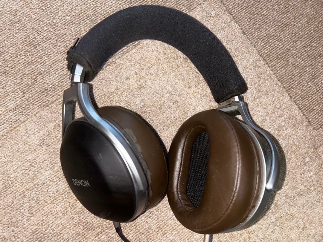 [JAPAN MODEL] Denon AH-D5200 Headphones Closed Back Hi-Res Brown Black