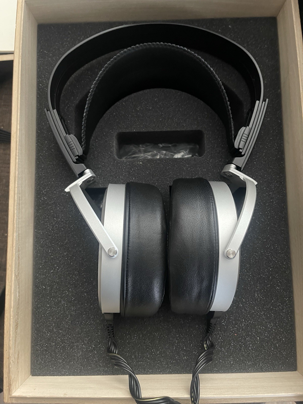 Stax SR009s and Stax SRM007ta (mjolnir audio upgraded) electrostatic headphones