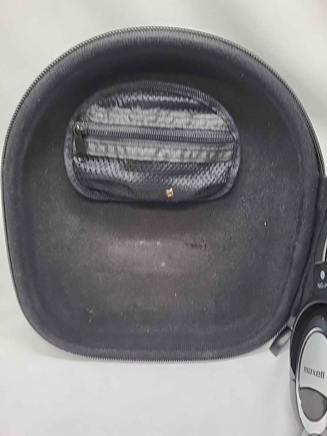 Maxell NC-IV Superior Noise Cancellation Headphones Tested Work Great