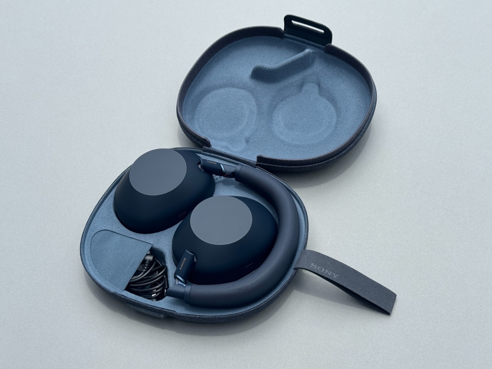 Sony WH-1000XM6 Wireless Noise Canceling Headphones with case – Blue #OB*