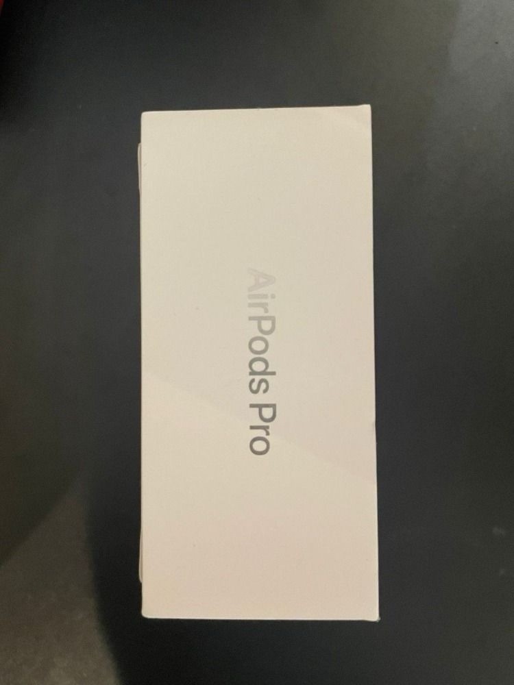 Apple AirPods Pro 2nd Generation with MagSafe Charging Case Bluetooth White