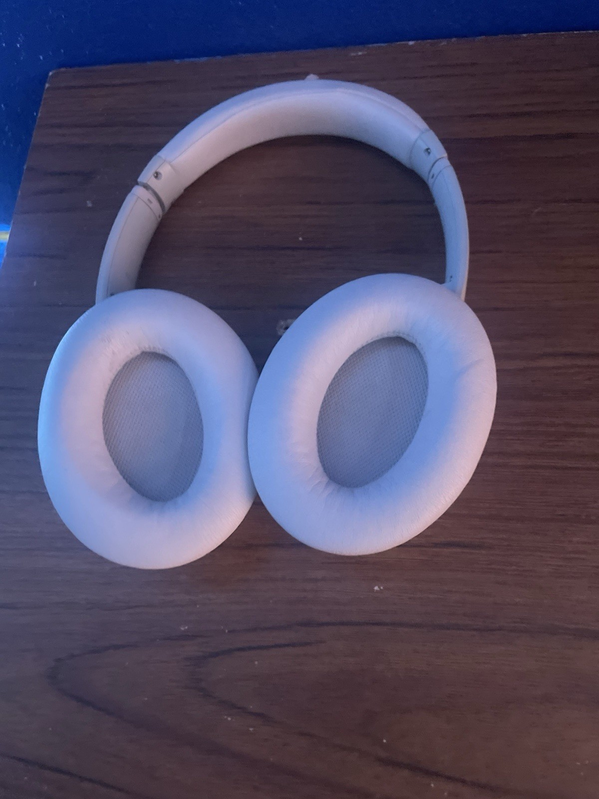 Srhythm NC25 Bluetooth Wireless Stereo Over-Ear Headphones – Mint Green-used