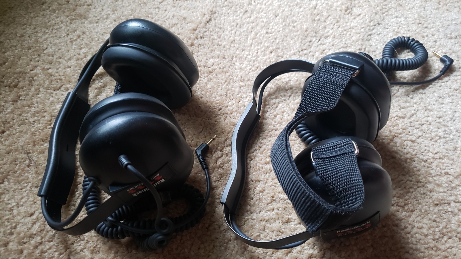 2 Pairs RadioShack Race Headphones Mono Audio Volume Control TESTED