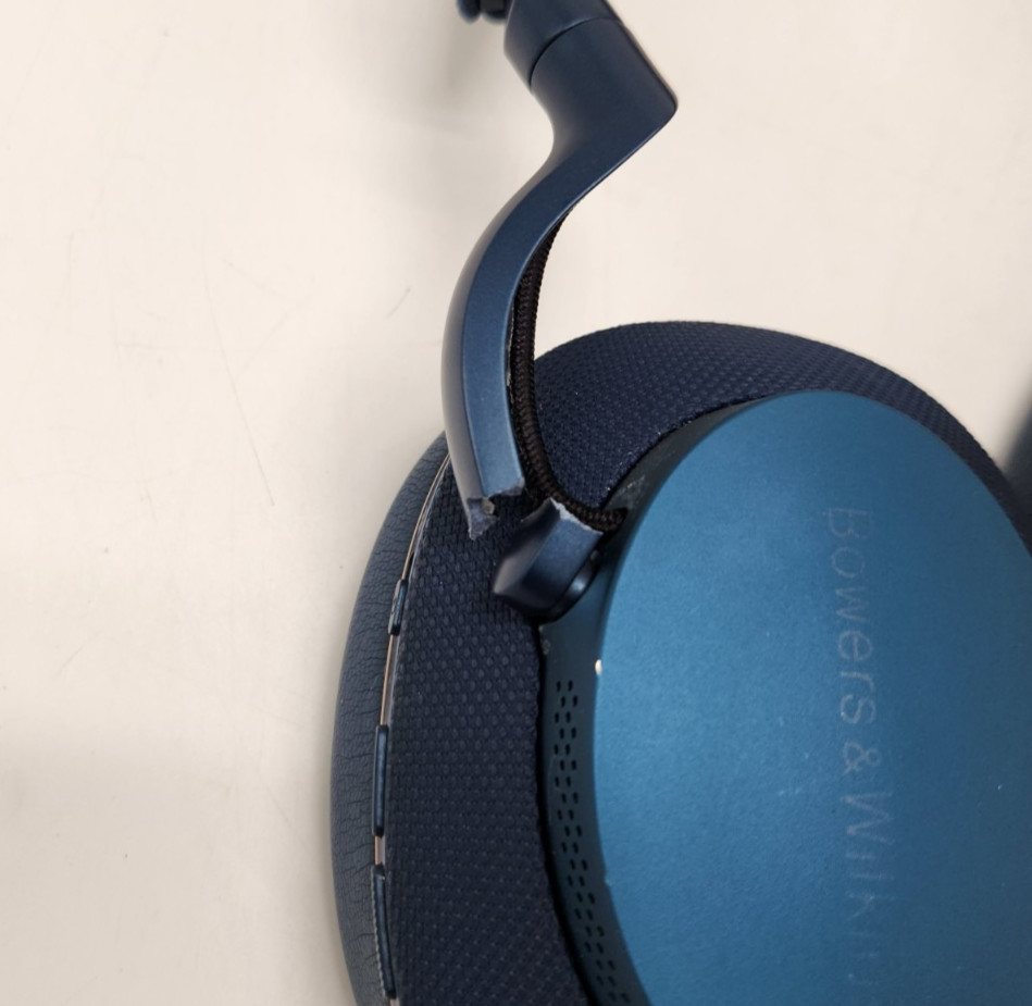 Bowers & Wilkins Px7 S2 Noise Canceling Wireless Headphone | Ocean Blue