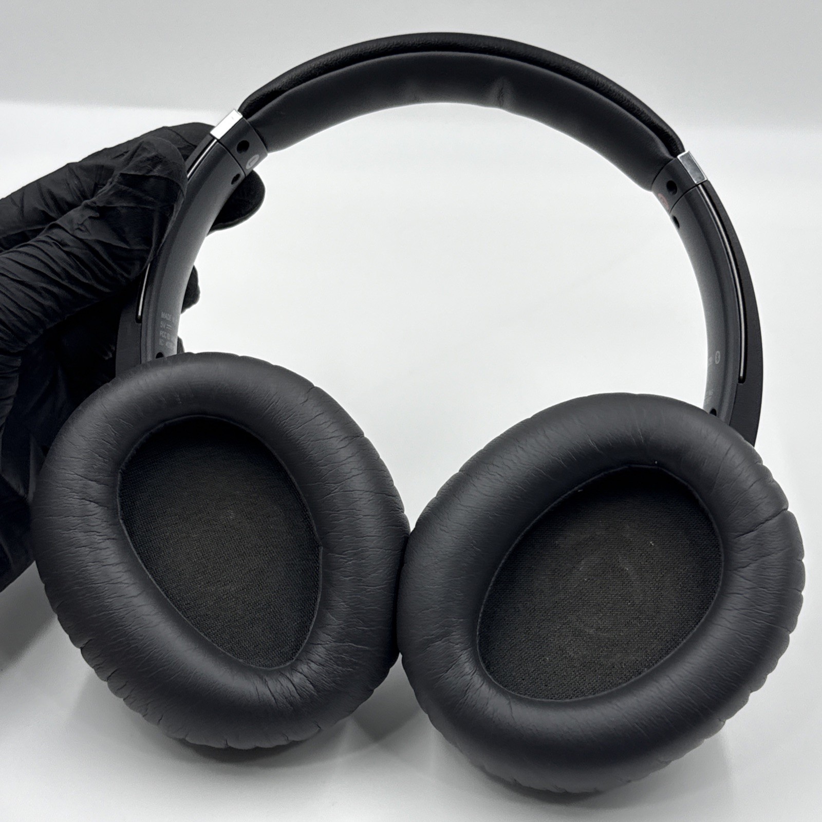 Sony Wireless Over the Ear Noise Canceling Headphones WH-CH700N
