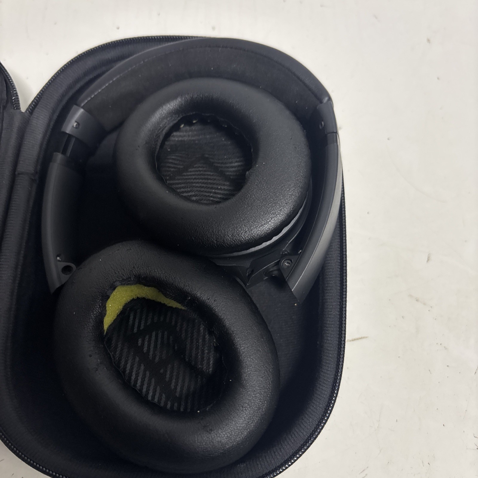 Bose QC35 Noise Cancelling Bluetooth Headphones Tested Working