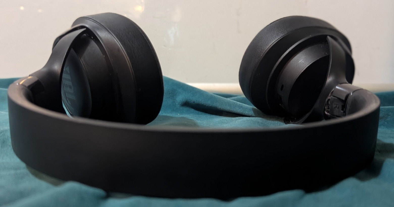 JBL Tune 770NC Noise Cancelling Wireless Headphones