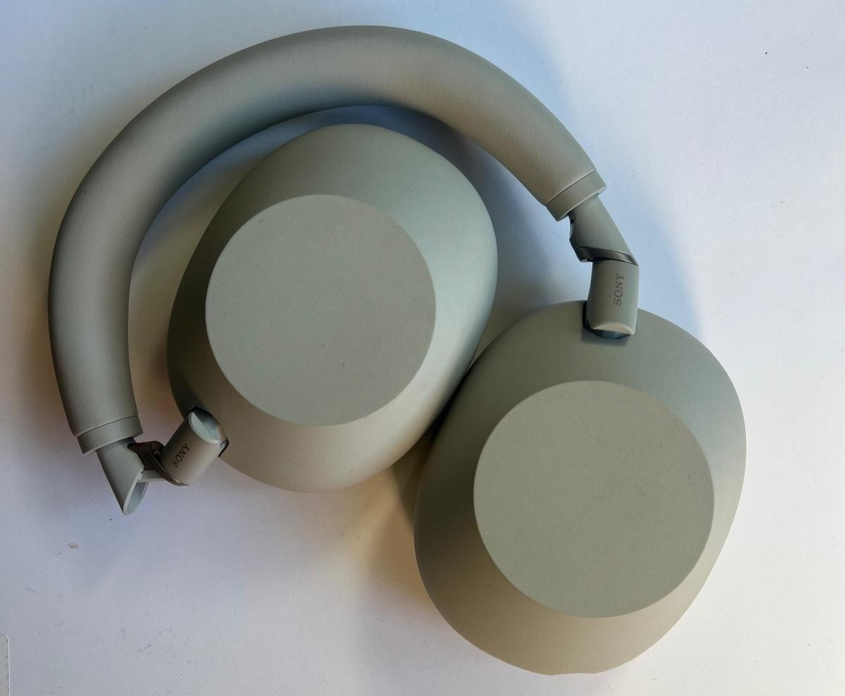 Certified Sony WH-1000XM6 Wireless Noise Cancelling Headphones Platinum Silver