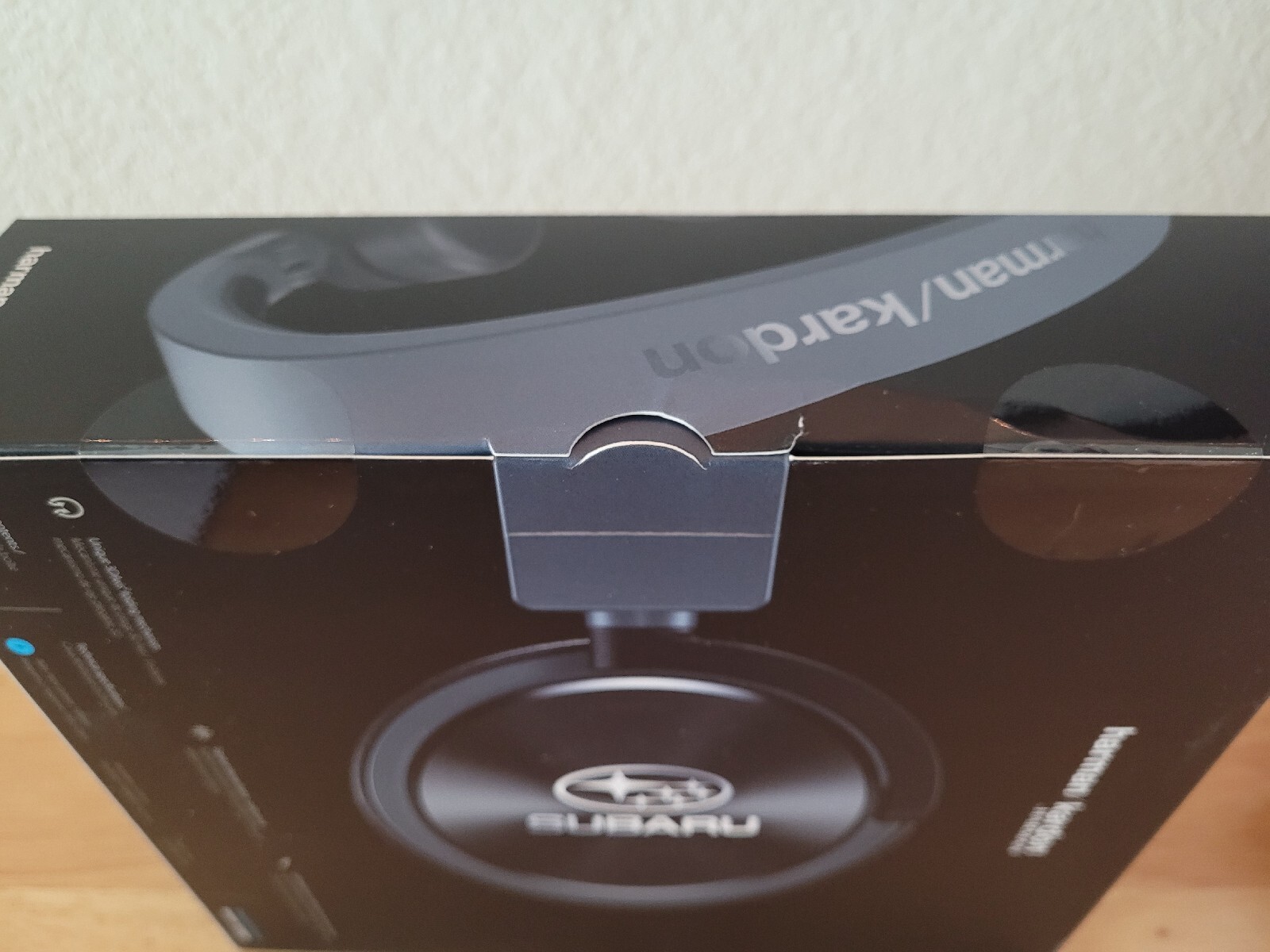 Subaru Harman Kardon High Perform…Headphones Foldable Mini Headset NEW SEALED.