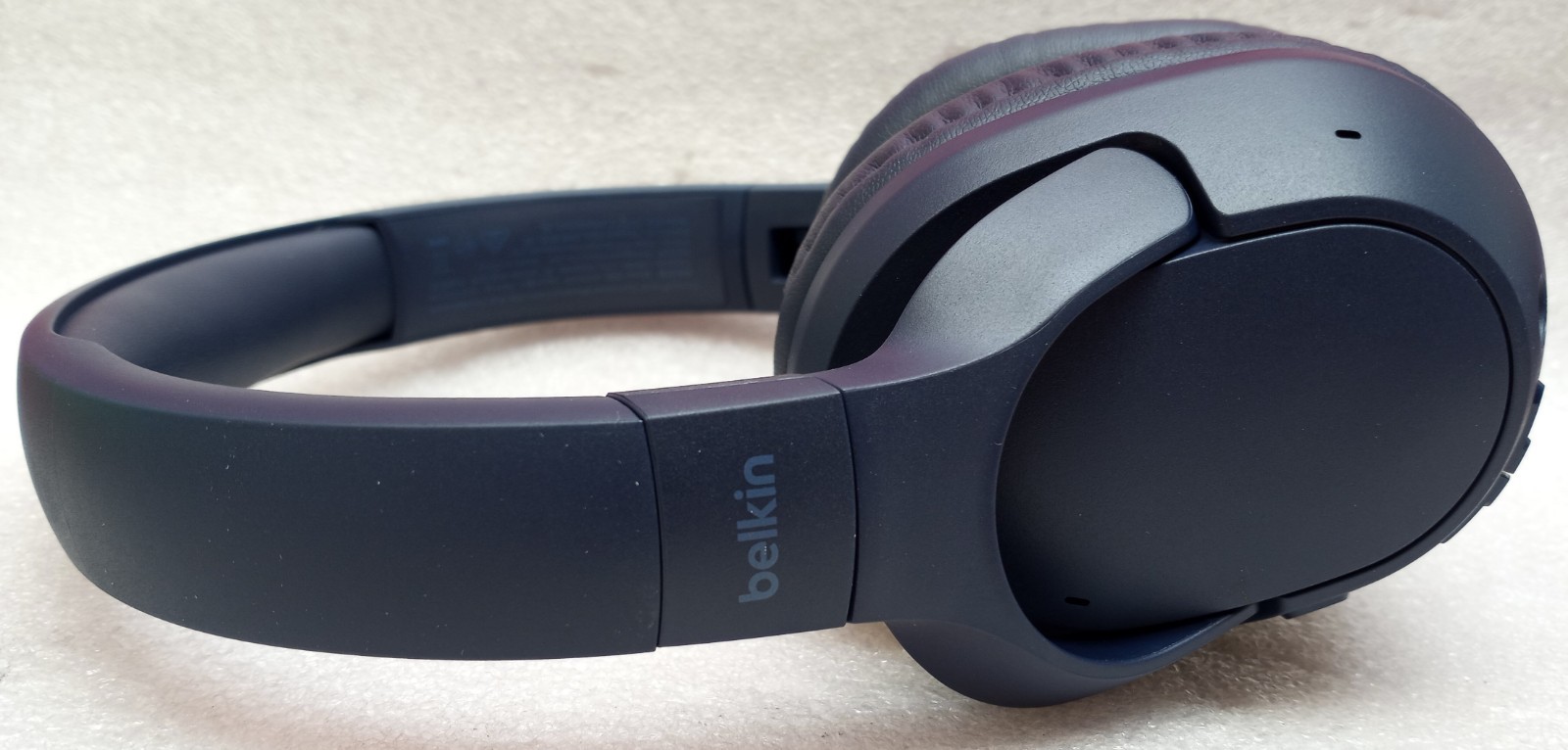 Belkin SoundForm Surround Over-Ear Sound Isolating True Wireless Headphones