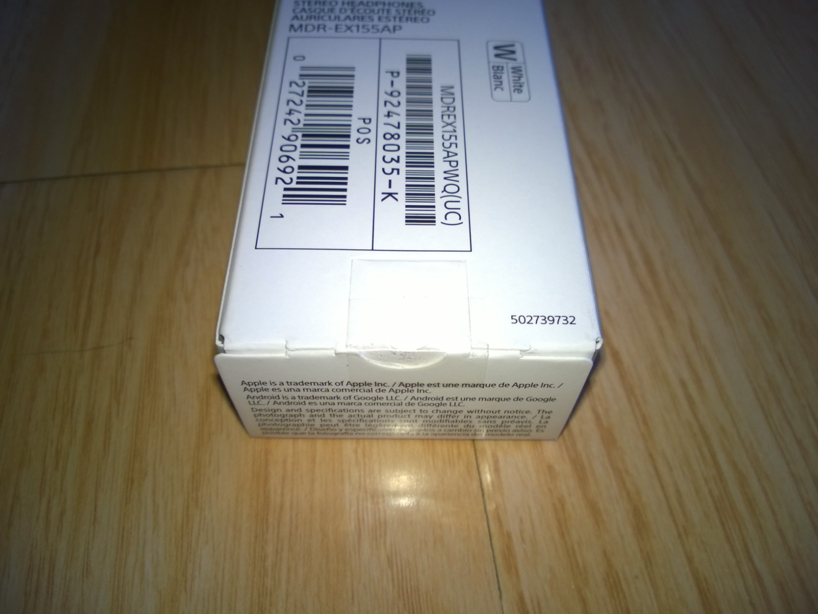 Sony MDREX155AP in-Ear Earbud Headphones/Headset with mic for Phone Call, White