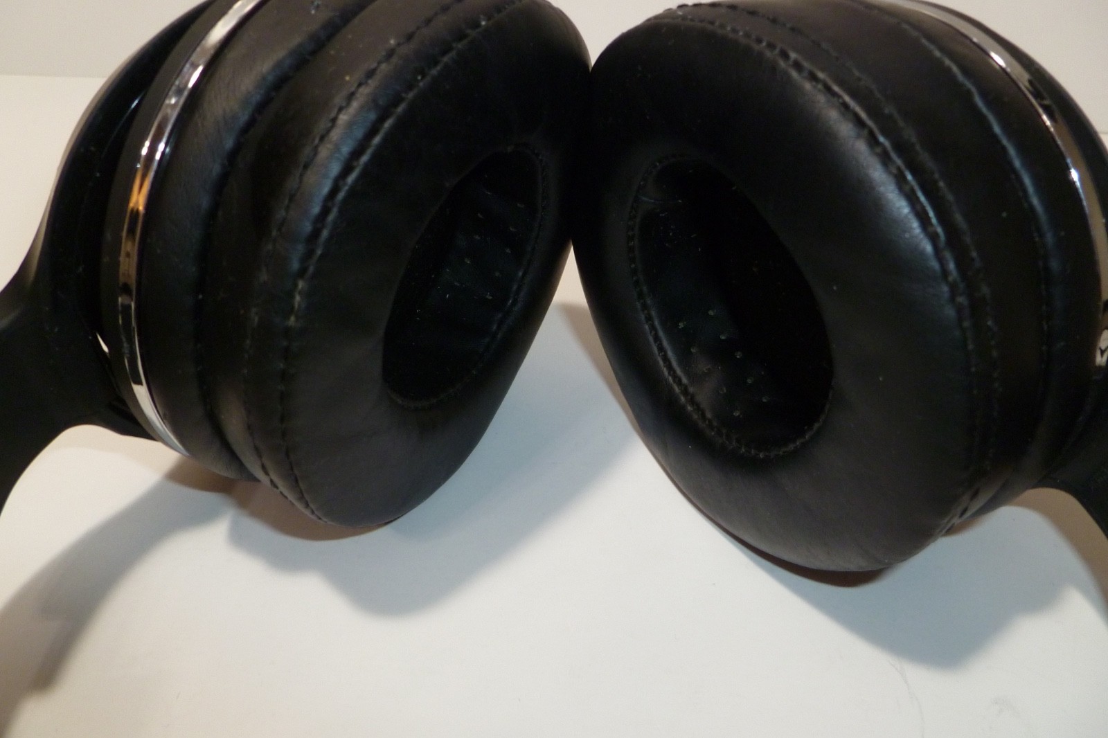 Skullcandy Hesh 2 – Bluetooth Wireless Over-Ear Headphones – Black Tested / Work