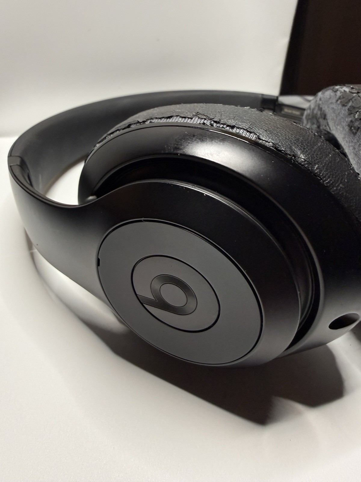 Beats by Dr. Dre Studio2 Wireless Bluetooth Headphones Black – B0501