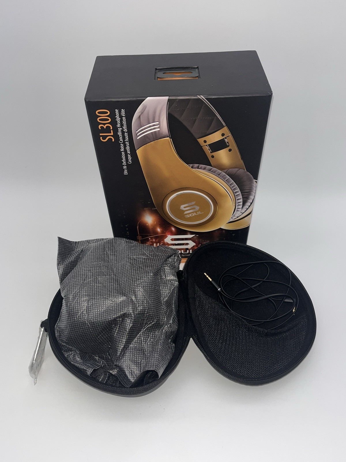 SOUL SL300 Wired Headphones with iPhone Remote and Replacement Cable