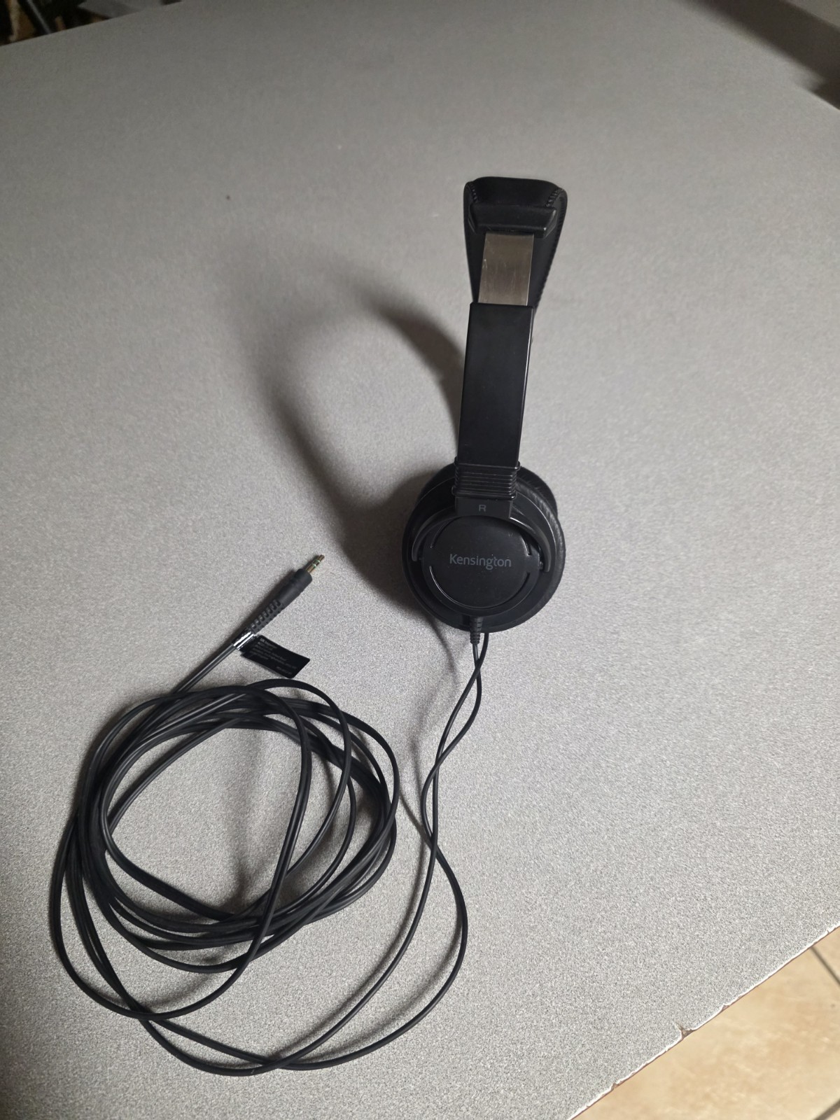 Kensington Hi-Fi ✨ On-Ear ? Headphones ? 9-Foot Cord 3.5mm Headset (K33137)