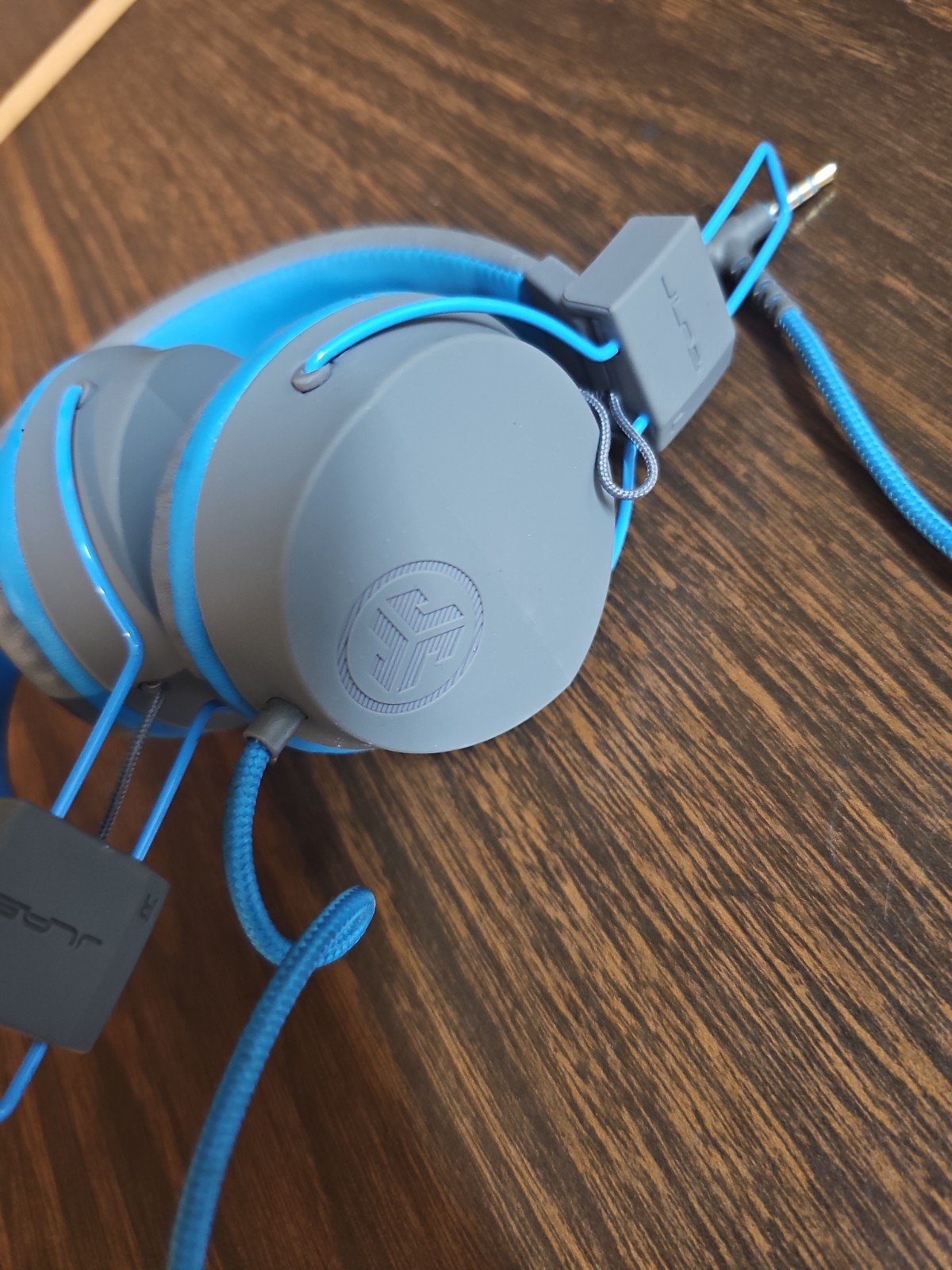 JLab JBuddies Studio Kids Headphones, Volume Safe Folding Grey Blue