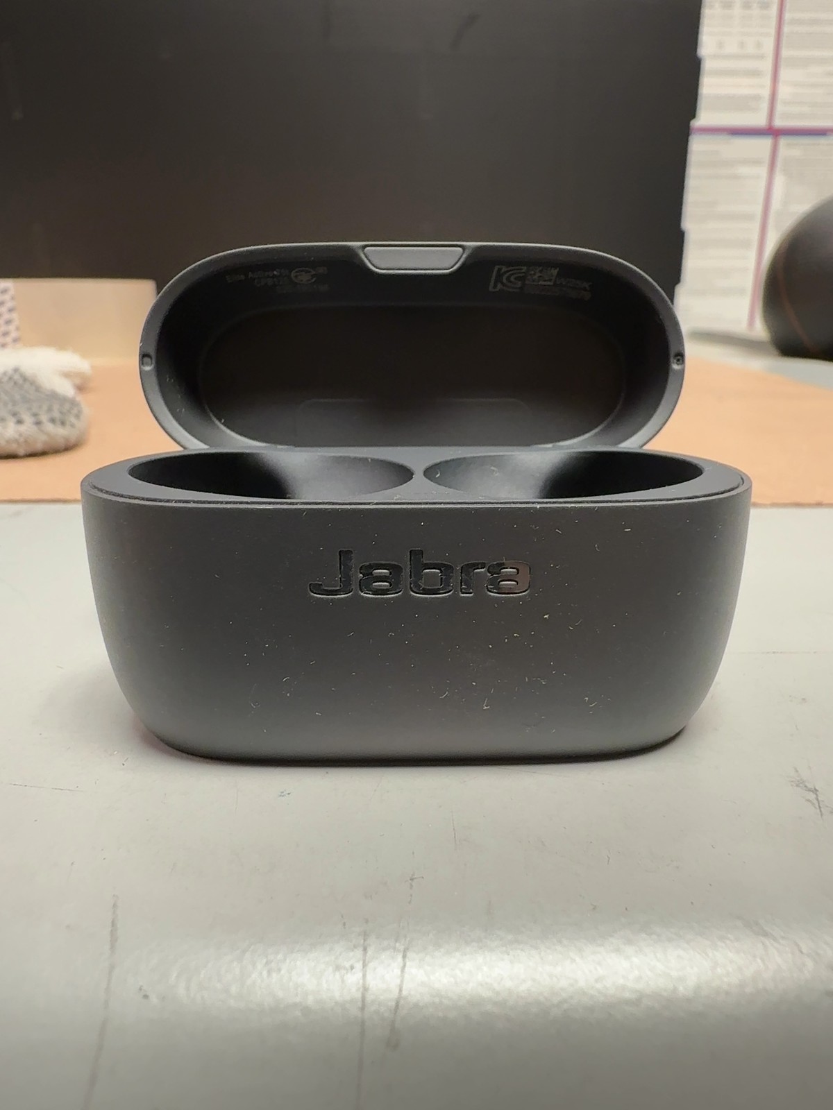 Jabra Elite 75t Charging Case – Grey
