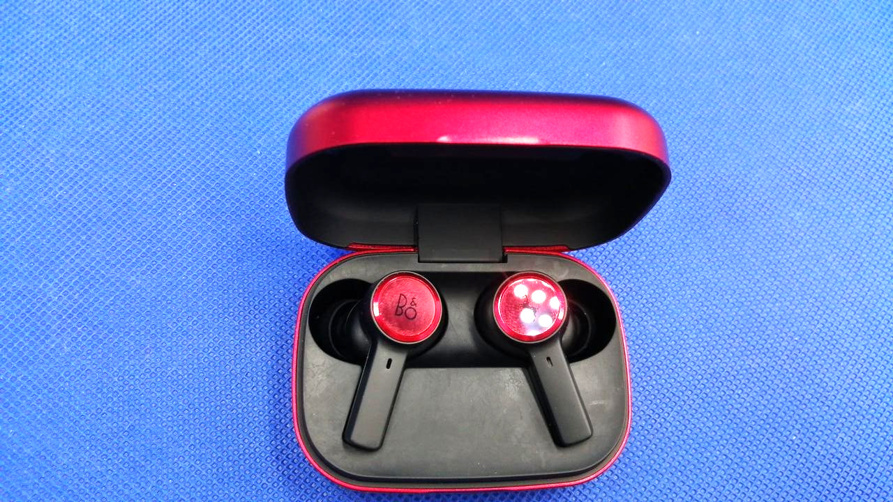 Bang & Olufsen Beoplay EX Ferrari Edition Red Wireless Earphones with box