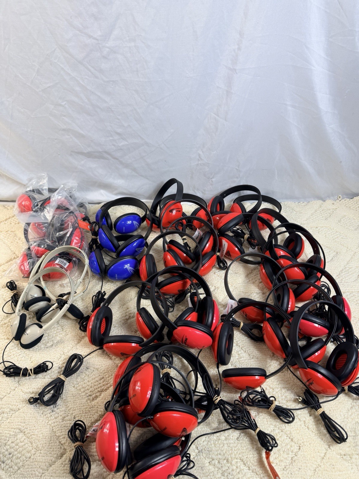 LOT OF 33Headphones Califone 2800 Listening First Stereo – Red, Blue for kids