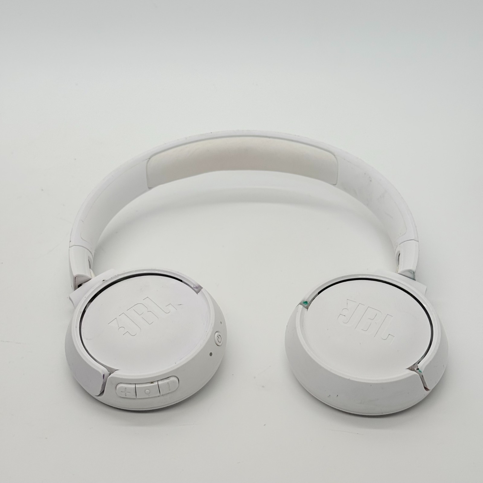 JBL tune 520bt Wireless Over-Ear Bluetooth Headphones White