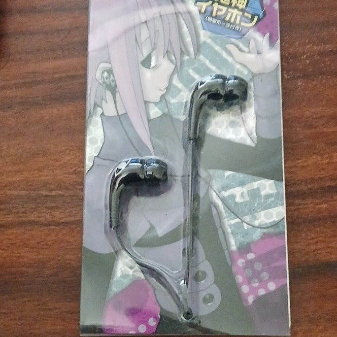 crona ,soul eater Square Enix Black In-Ear Earbud Headphones 3.5mm Jack