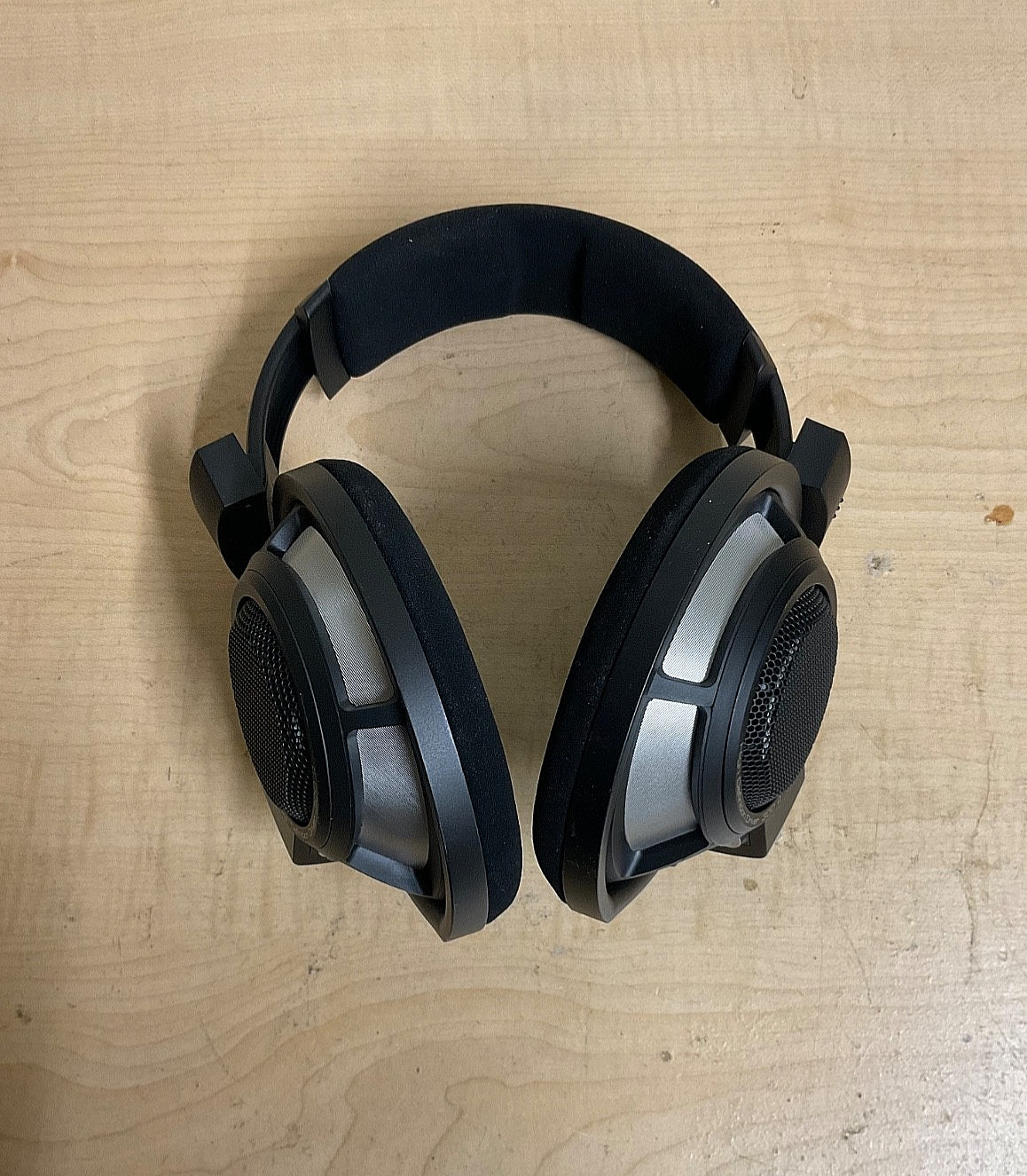Sennheiser HD 800 S Headphones W/Cords
