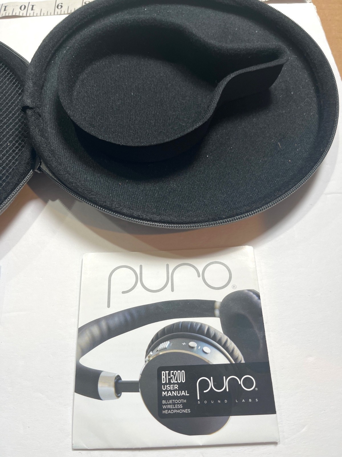 Puro Sound Labs Black Round Zippered Case For BT-5200 Bluetooth Headphones 11r