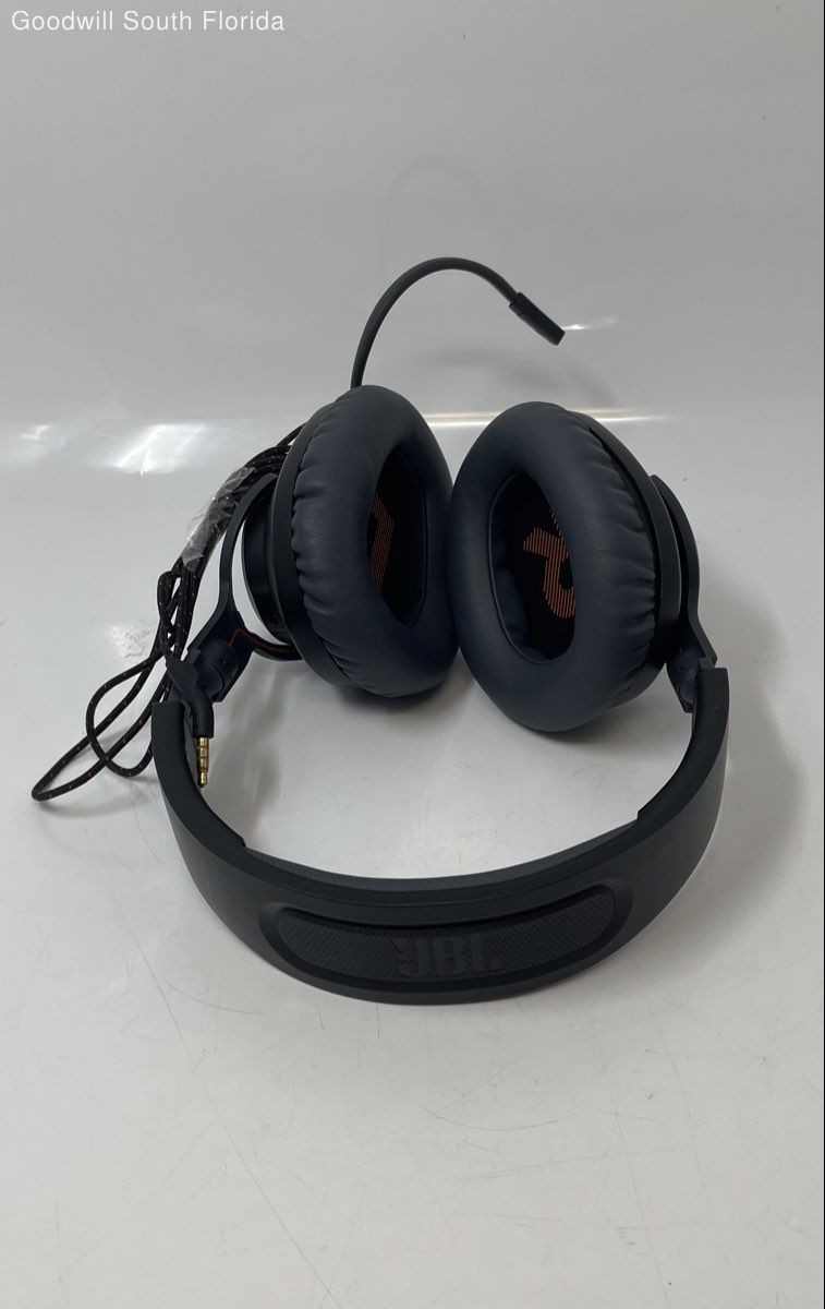 JBL Quantum 100 Black Wired Over-Ear Microphone Headphone Not Tested