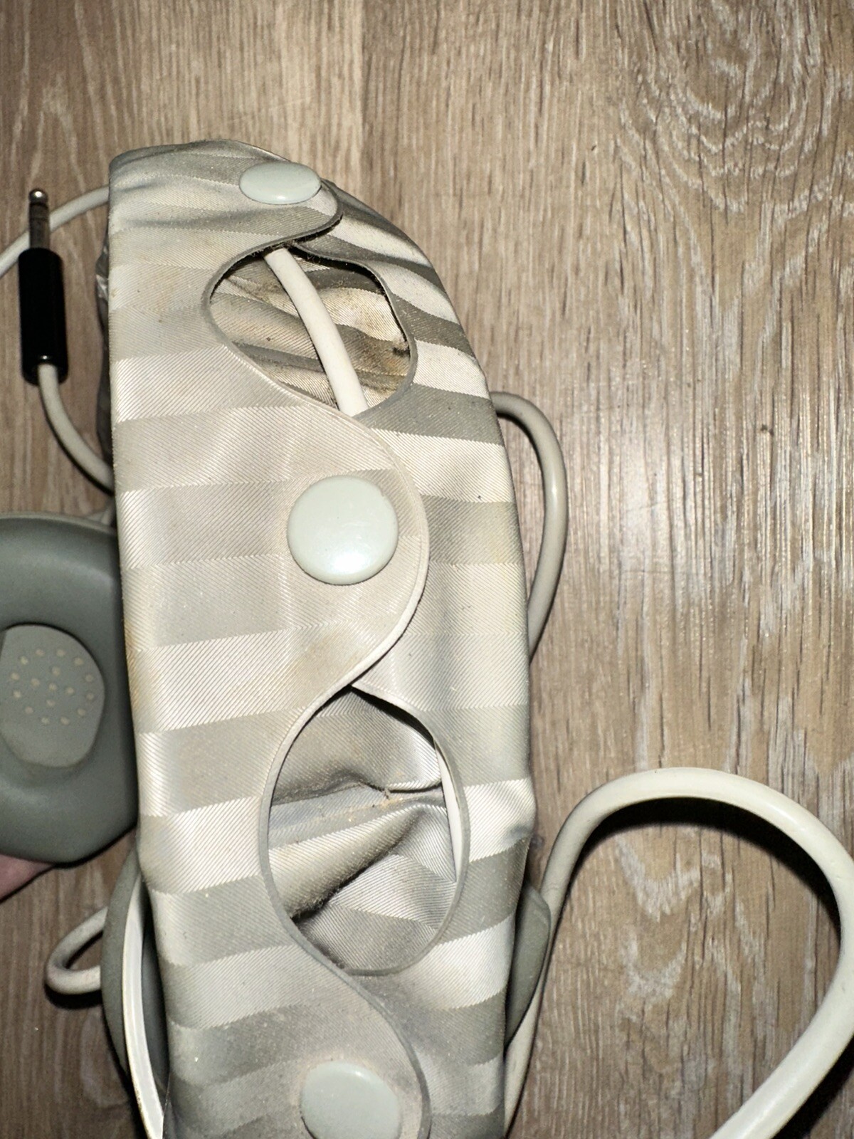 #6S Realistic Stereo Headphones