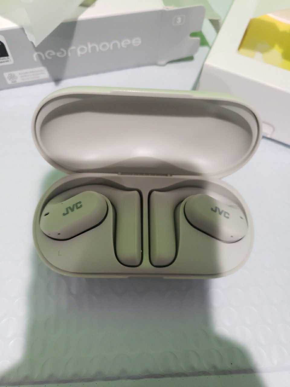 JVC Kenwood Victor HA-NP35T Wireless Earphones Bluetooth Nearphones Good Conditi