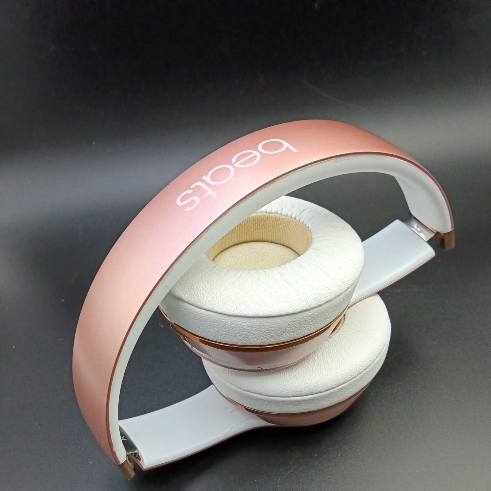 Beats by Dr. Dre Beats Solo3 Wireless Headphones Rose/Gold (Aesthetic details)