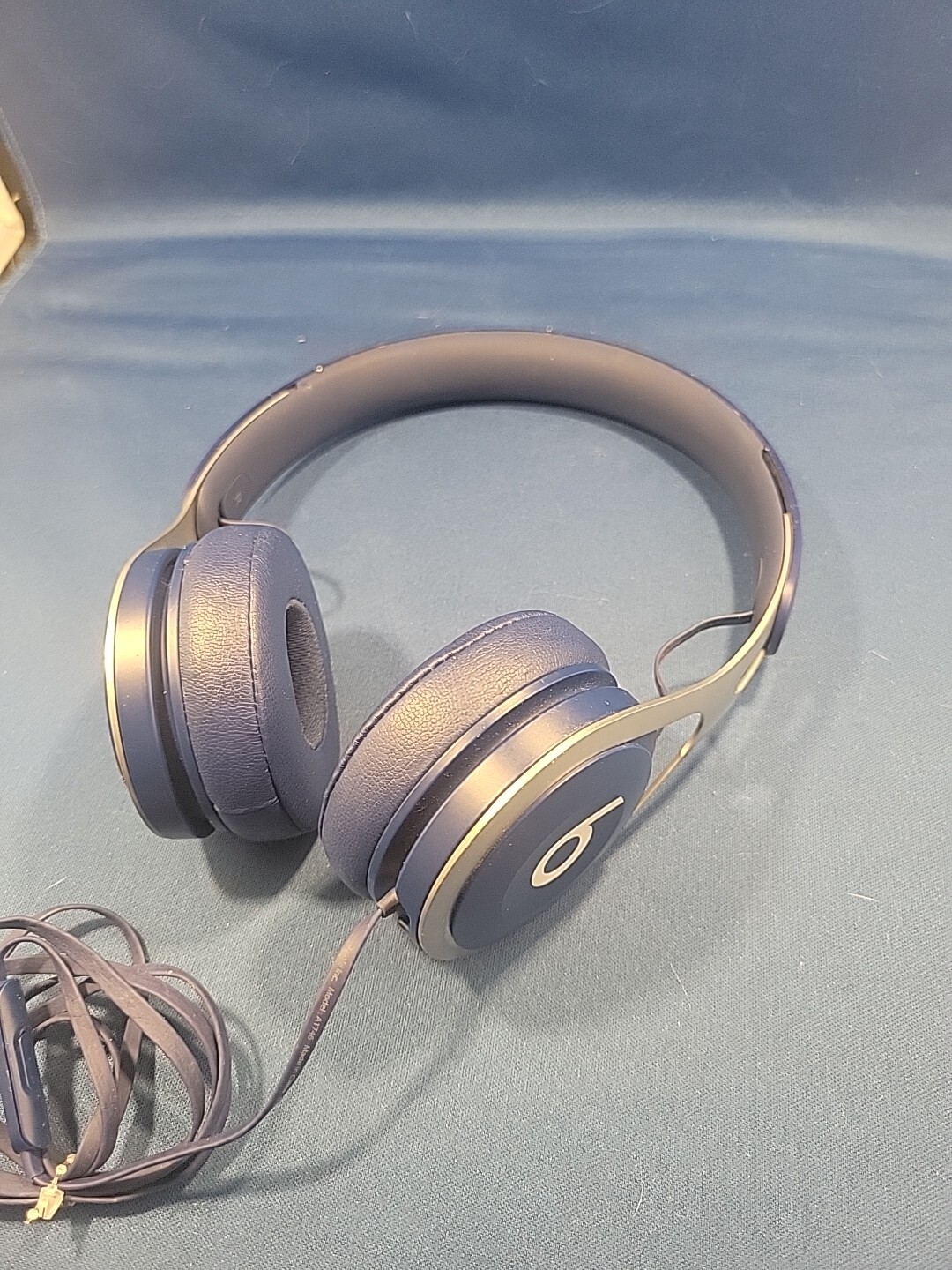 Beats By Dr. Dre – “Wired” Headphones – (Blue)_Plus Volume Buttons