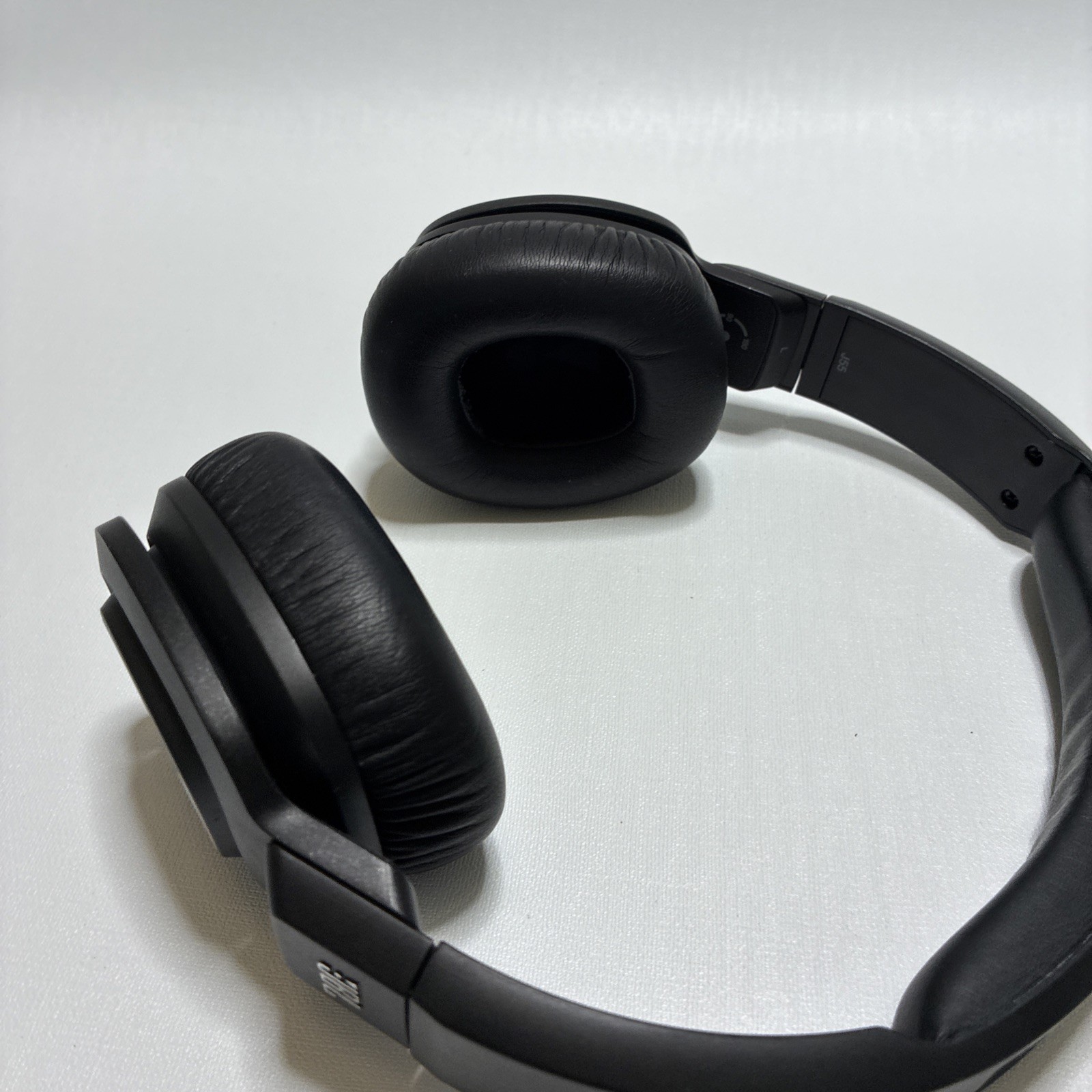 JBL J55 Headband Headphones – Black