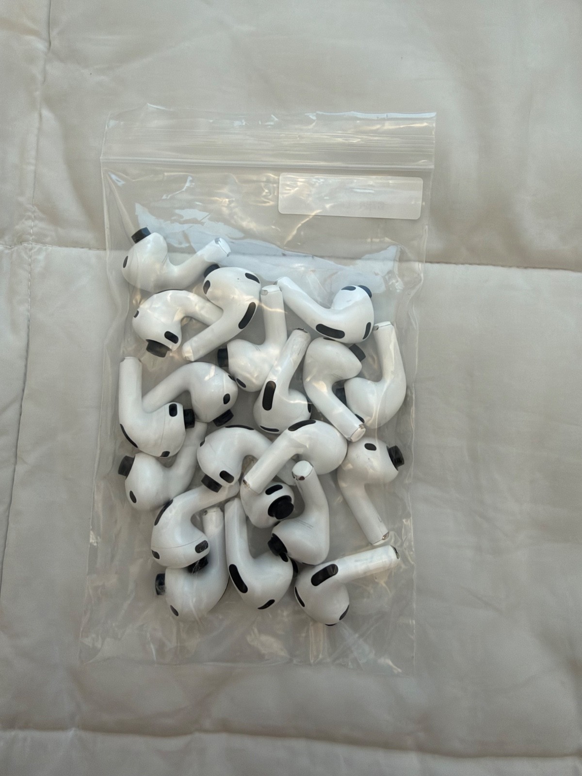 Apple AirPods Pro 3rd Gen (2025) Replacement: Left Side Only A3064