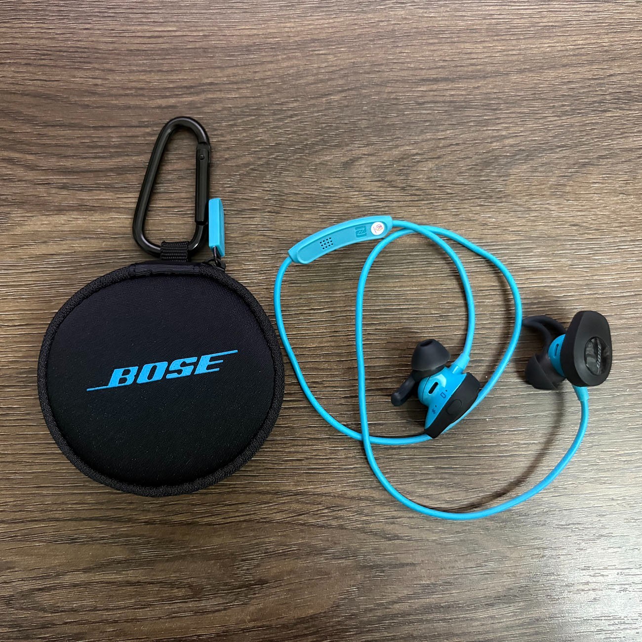 Bose SoundSport In-Ear Headphones Wireless Bluetooth Earphones Earbuds Blue us