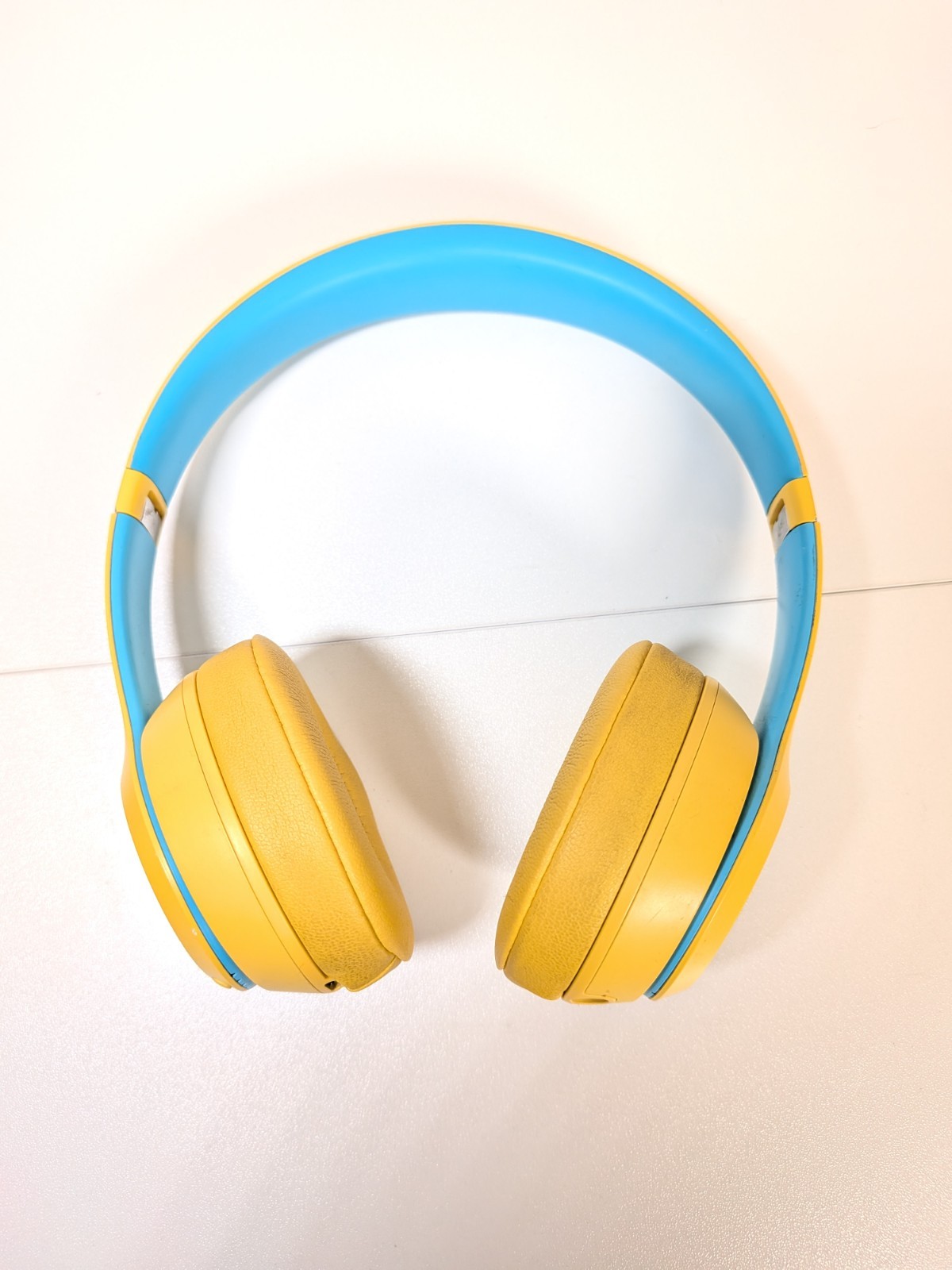 Beats Solo3 Club Collection Yellow Wireless Bluetooth Headphones Blue Solo 3