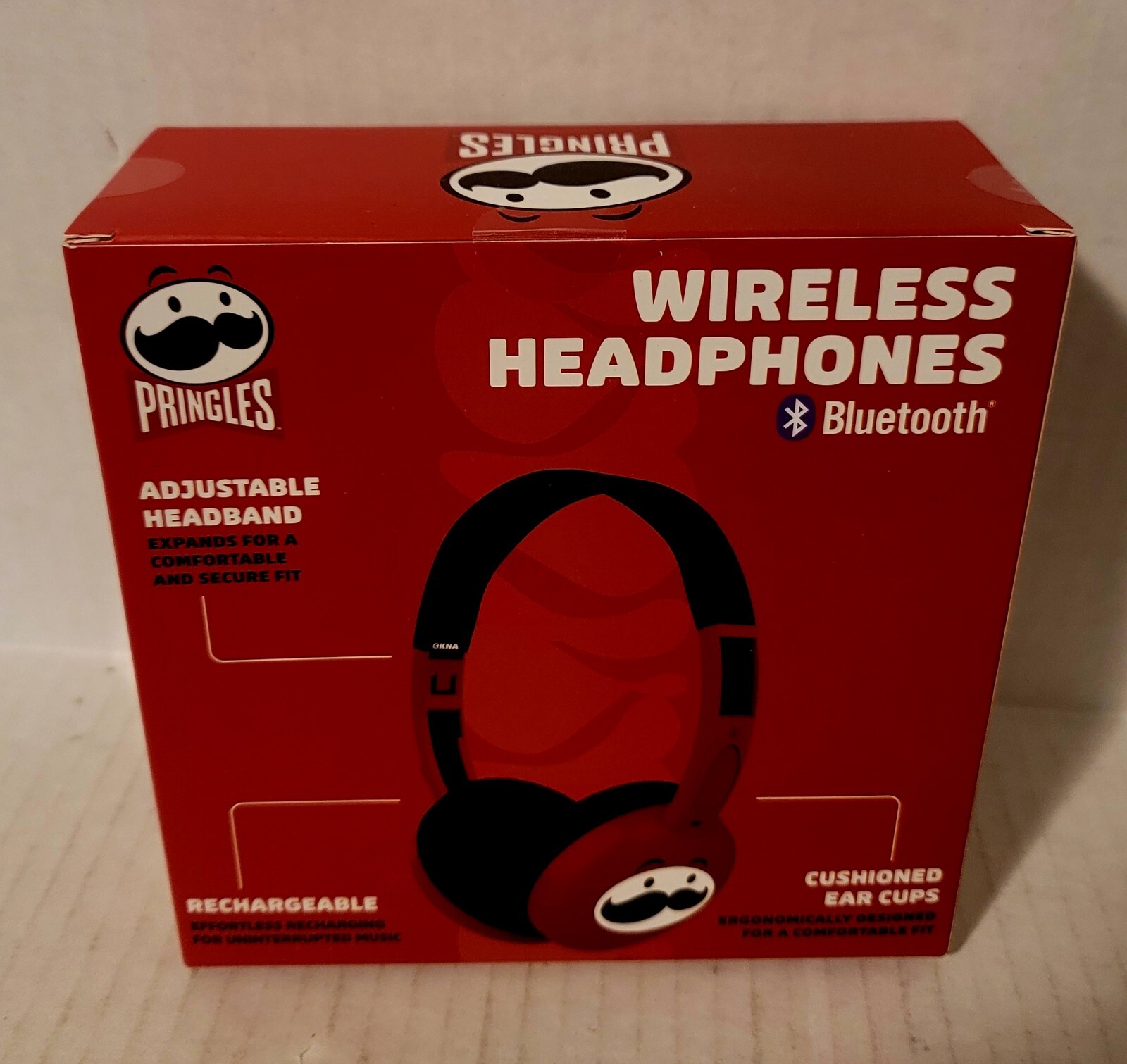 New In Box Pringles Wireless Headphones Set Back to school Bluetooth