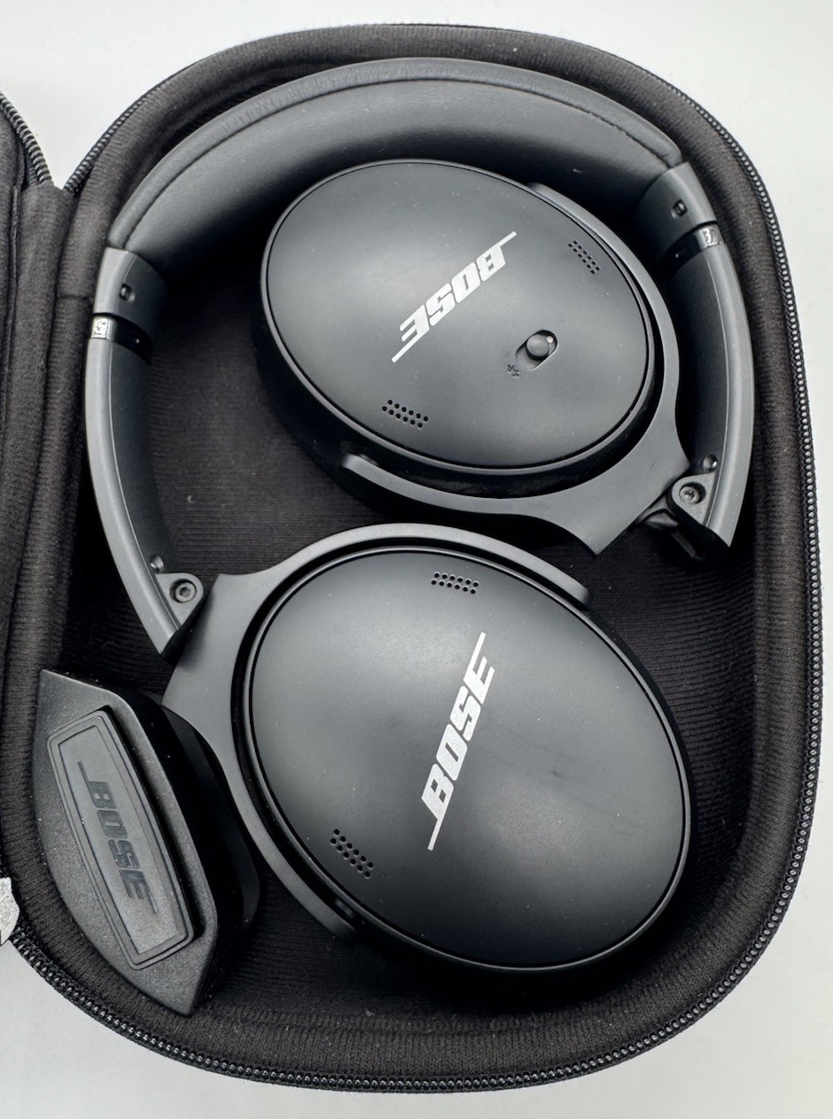 Bose QuietComfort 35 Portable Bluetooth NC Headphones – Black *For Parts Only*