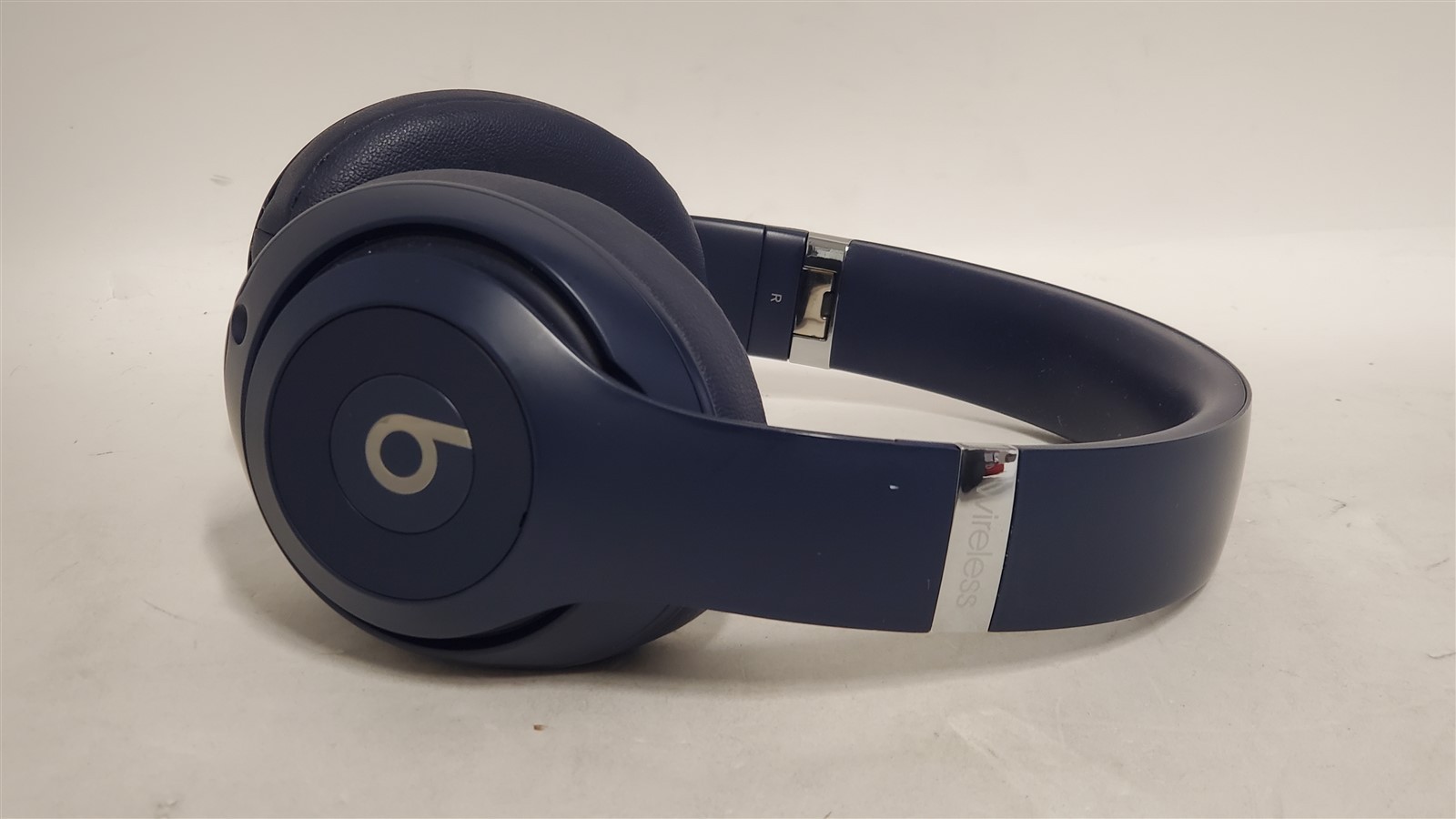 Beats Studio3 Wireless Over-Ear Noise Cancelling Headphones, A1914, Navy Blue