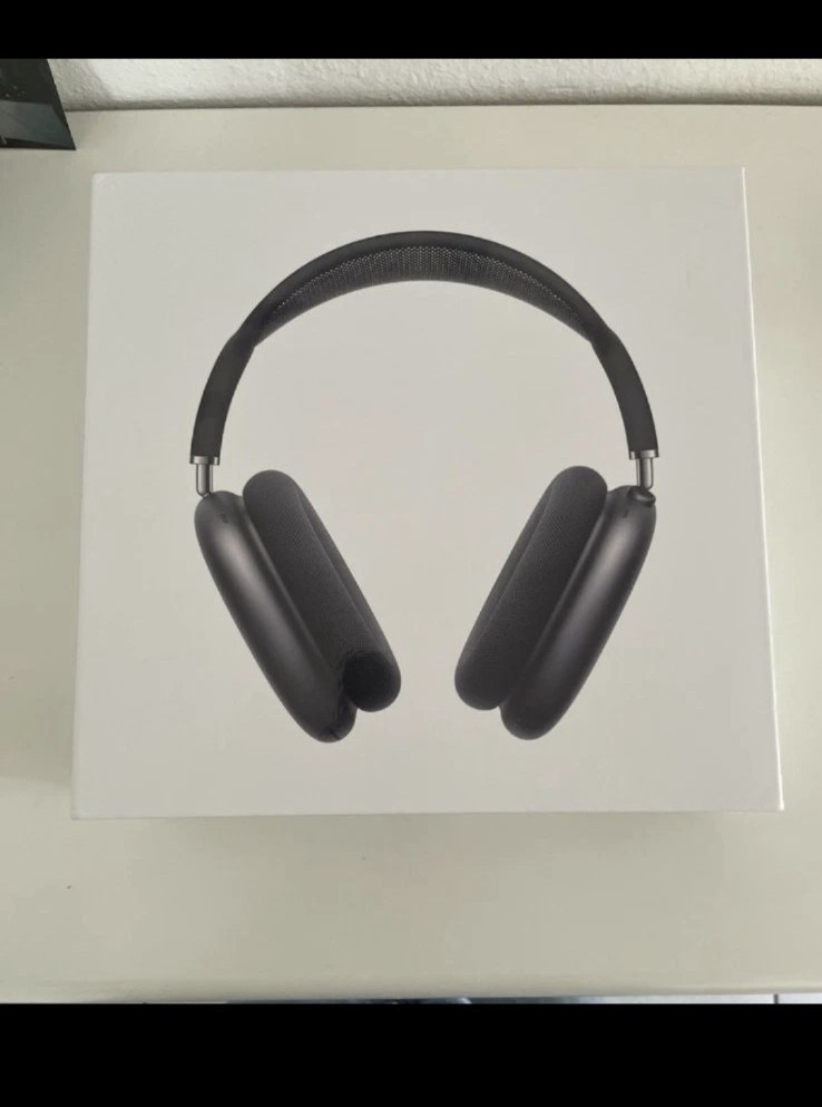 Apple AirPods Max Space Gray/Black Wireless Noise Cancelling w/ Smart Case