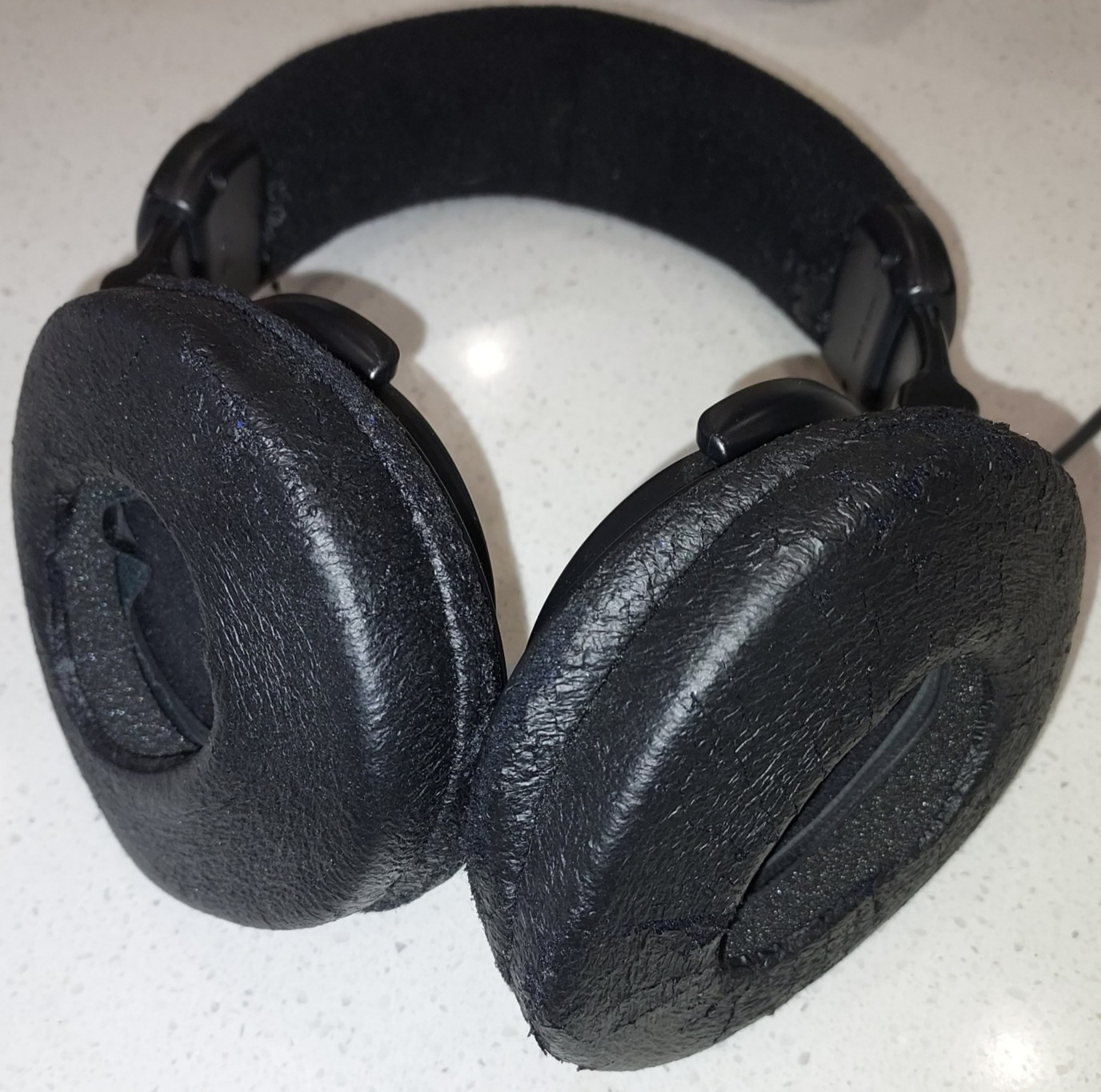 Sony MDR-V600 Dynamic Stereo Headphones Tested Working Needs Pads w/Adapter