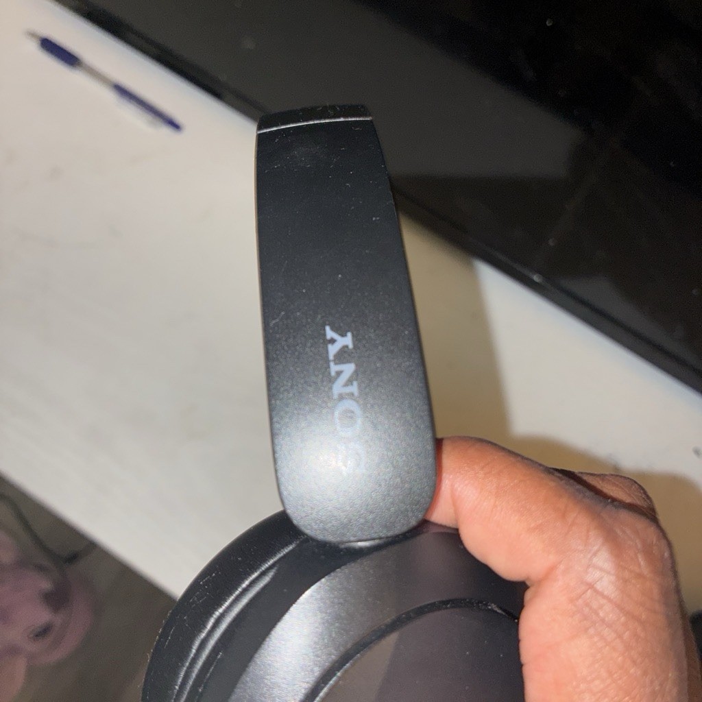 Sony MDR-ZX110 On-Ear Headband Headphones Black 2.5mm/3.5mm Double