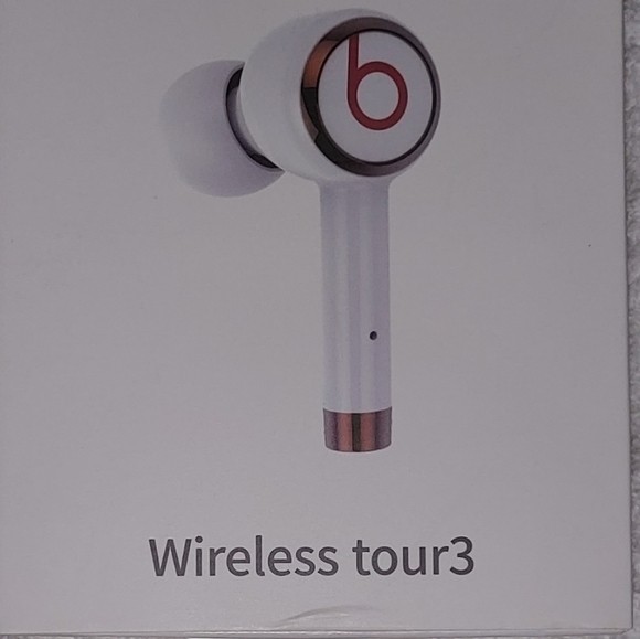 Beats by Dr. Dre Tour 3 Wireless In-Ear Buds-Brand New Sealed-white
