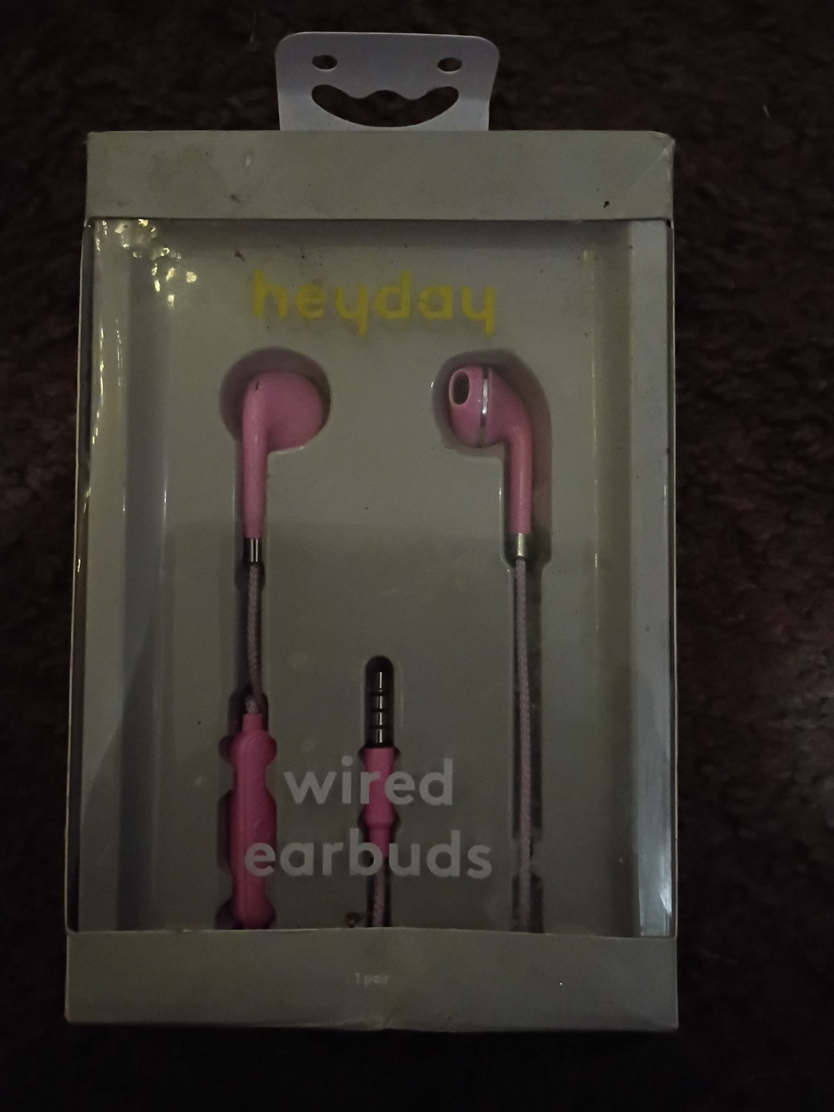 Heyday wired earbuds in Candy Pink, 3.5mm Aux, Microphone