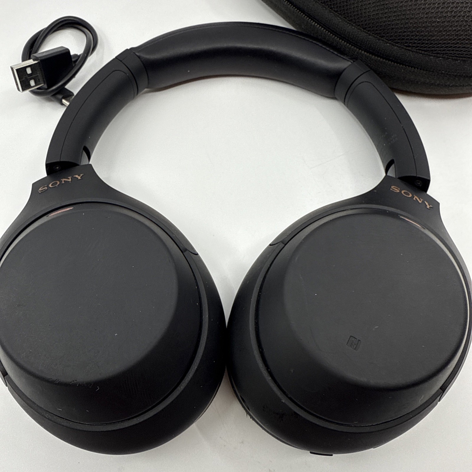 Sony WH-1000XM4 Wireless Noise-Cancelling Over-Ear Headphone Black *Excellent*